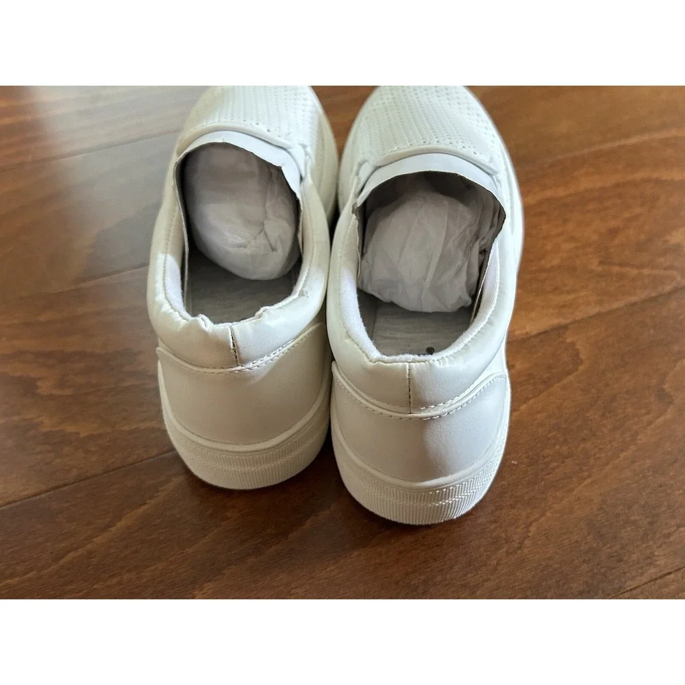 Soda Flat Women Shoes Slip On Loafers Casual Sneakers Memory Foam‎ White NEW 11 - Picture 5 of 7
